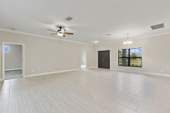 004_living_room_3_of_4
