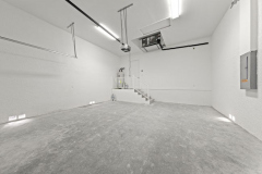 037_garage_1_of_2