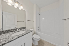 025_guest_bathroom