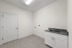 027_laundry_room